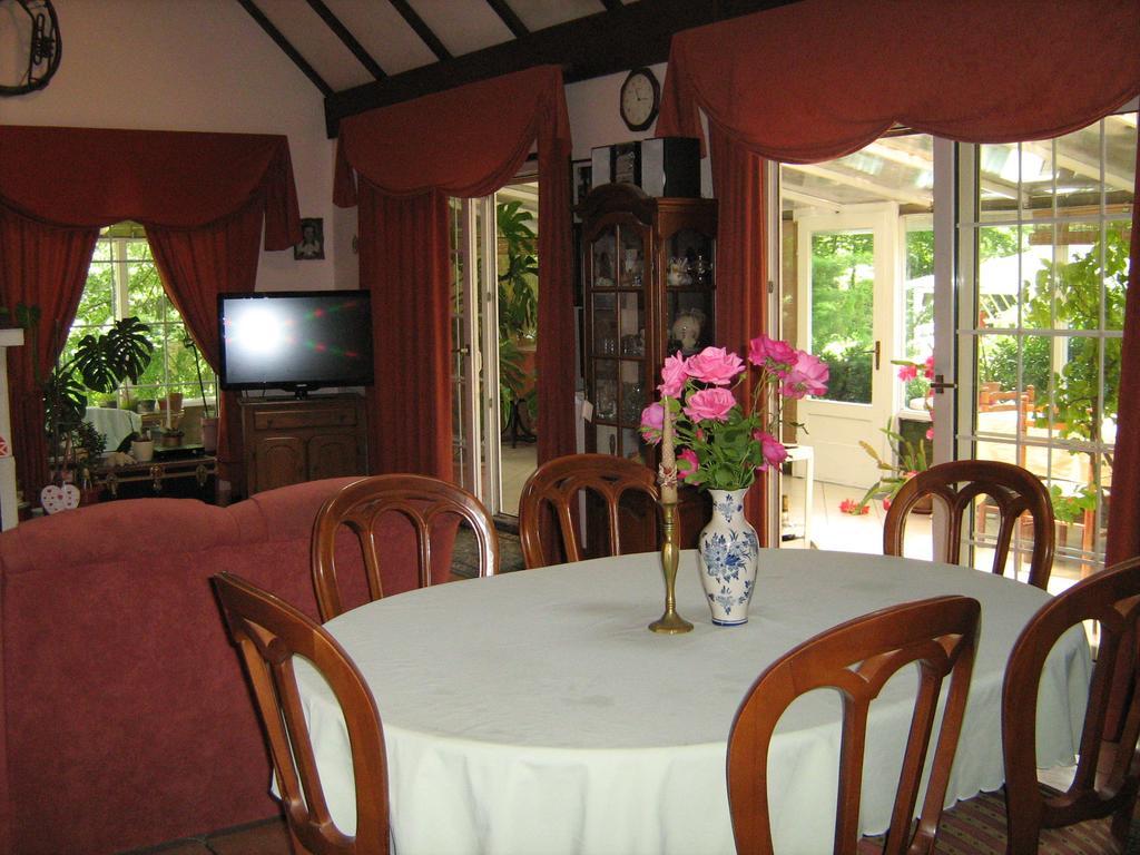 Guest House Westwood Kraljevec Kupinecki Rom bilde